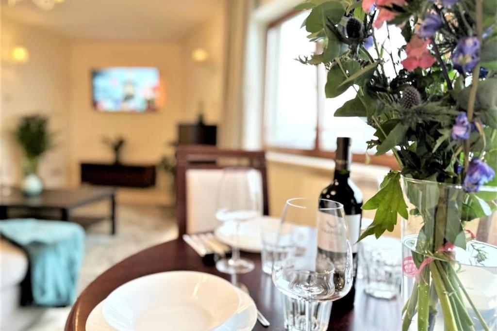 Exclusive Penthouse Near Citycenter 120M2 +Netflix Krasków Eksteriør bilde
