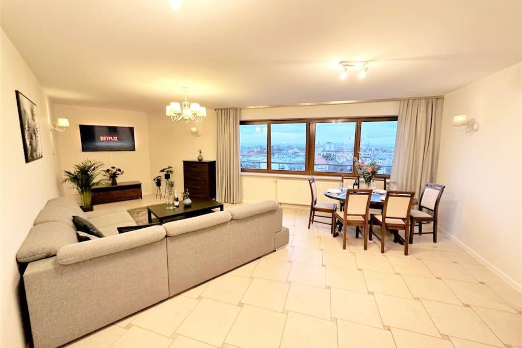 Exclusive Penthouse Near Citycenter 120M2 +Netflix Krasków Eksteriør bilde