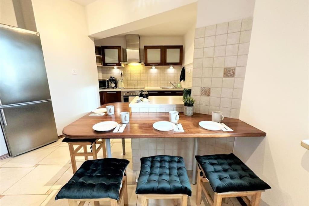 Exclusive Penthouse Near Citycenter 120M2 +Netflix Krasków Eksteriør bilde