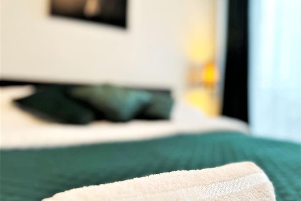 Exclusive Penthouse Near Citycenter 120M2 +Netflix Krasków Eksteriør bilde