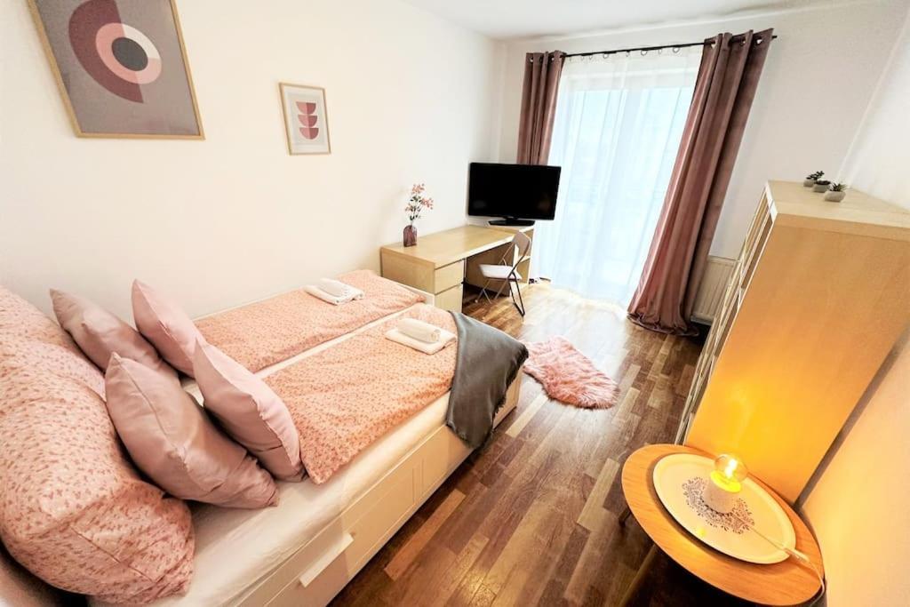 Exclusive Penthouse Near Citycenter 120M2 +Netflix Krasków Eksteriør bilde