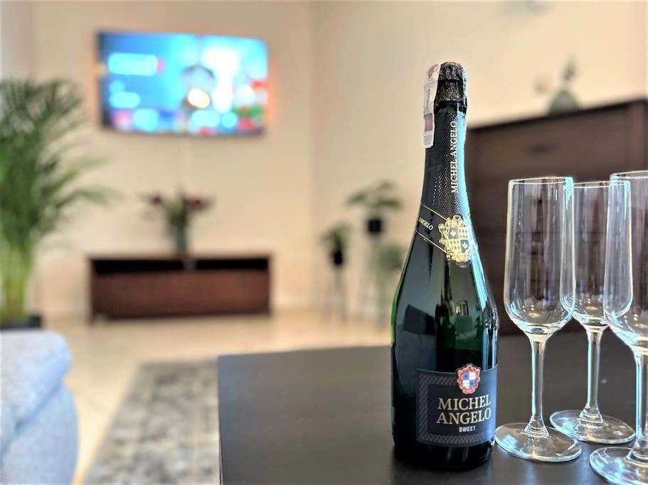 Exclusive Penthouse Near Citycenter 120M2 +Netflix Krasków Eksteriør bilde