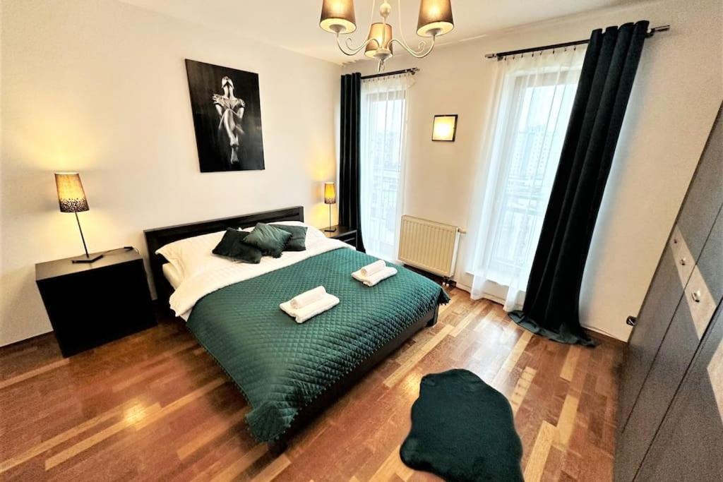 Exclusive Penthouse Near Citycenter 120M2 +Netflix Krasków Eksteriør bilde